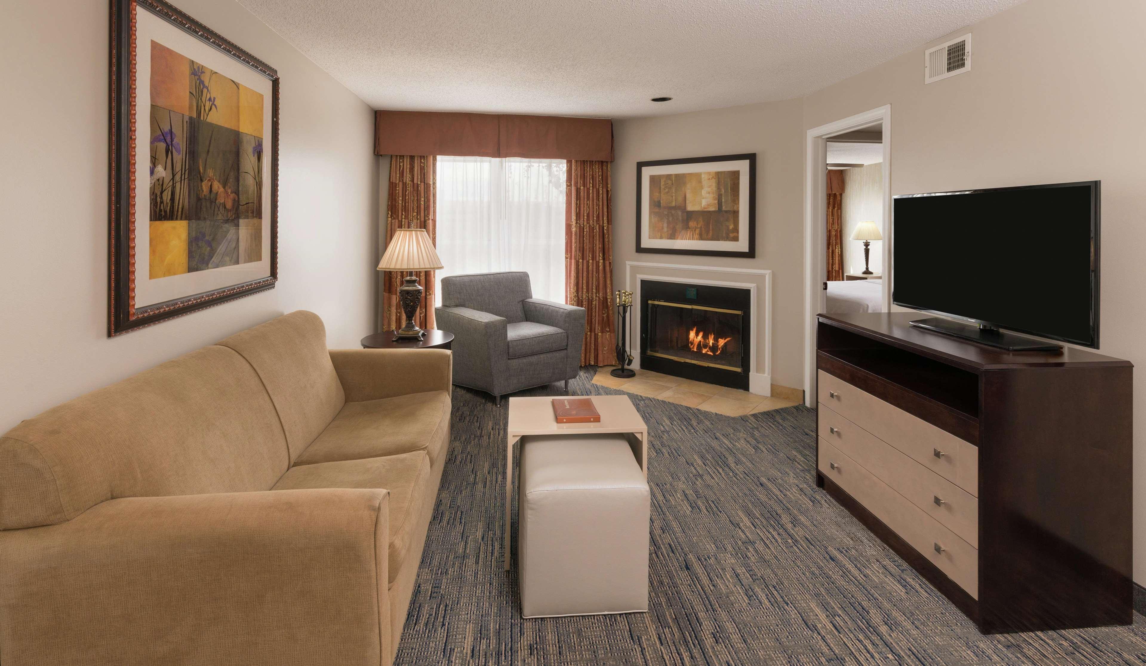 Homewood Suites By Hilton Chicago - Schaumburg Exterior foto