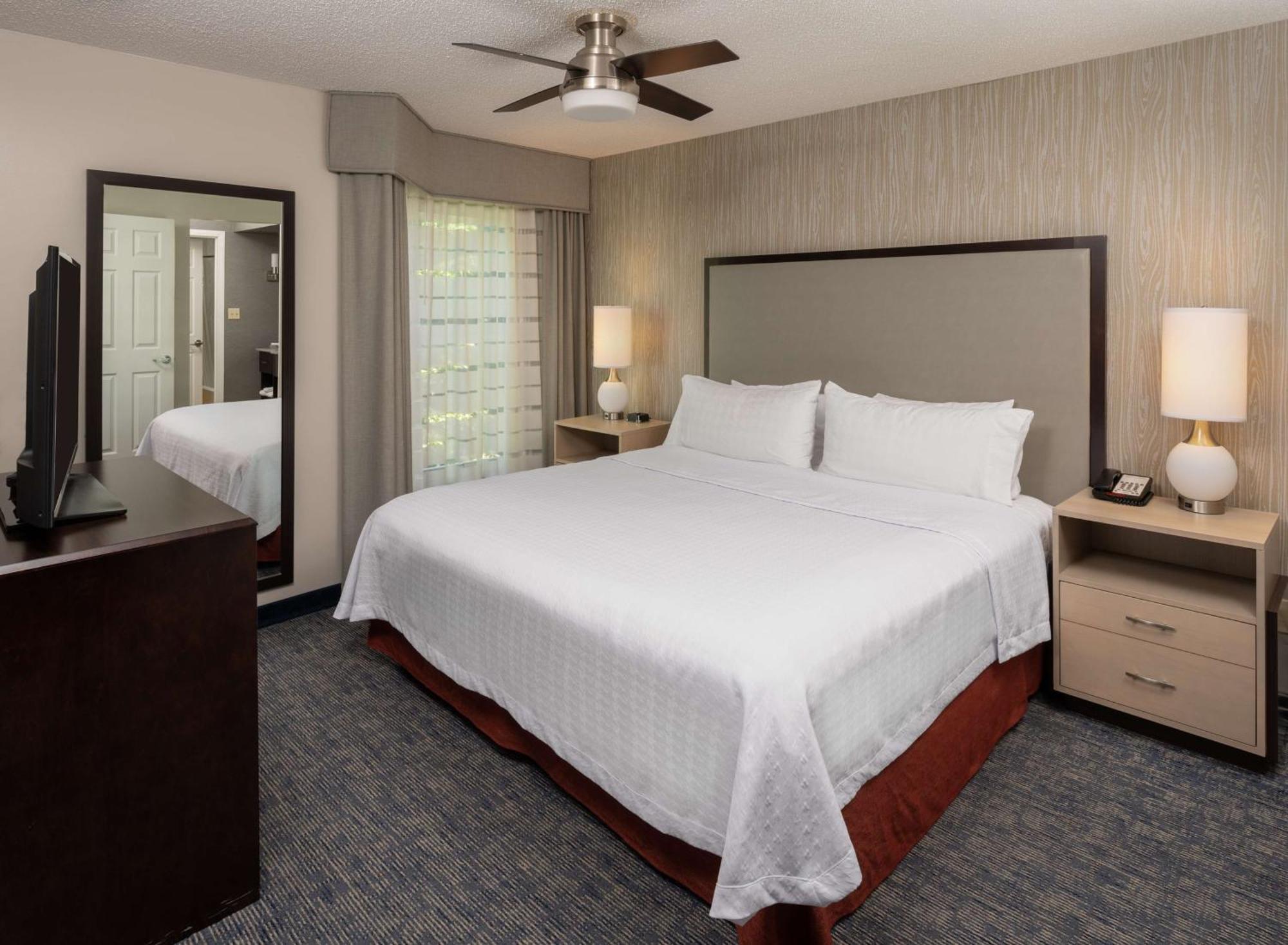 Homewood Suites By Hilton Chicago - Schaumburg Exterior foto